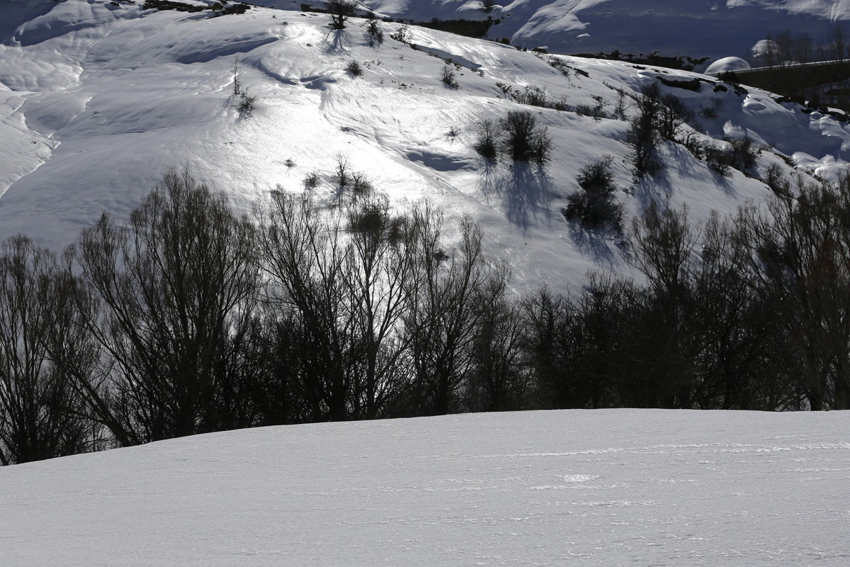 Click to enlarge Icy slopes near the town of Tannourine, Lebonan