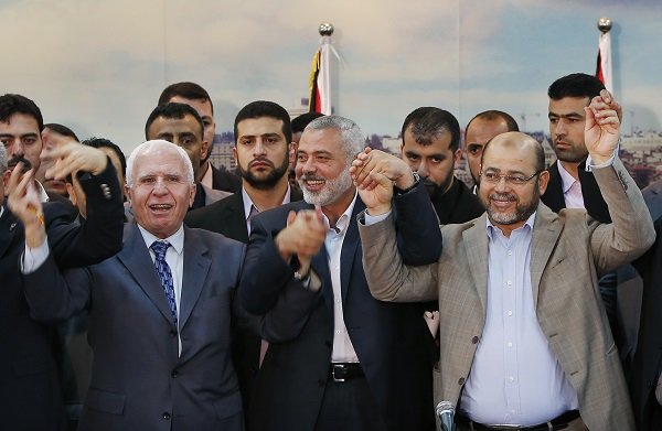 Click to enlarge Fatah and Hamas unite in Moscow