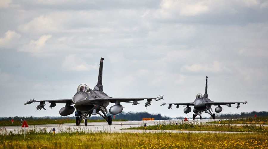 Click to enlarge F-16 Fighting Falcons during exercies at the Air Force base in Lask, Poland
