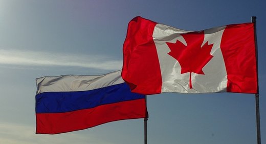 russia canada flags