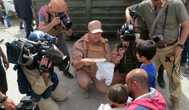 Click to enlarge Russian soldier Homs Syria