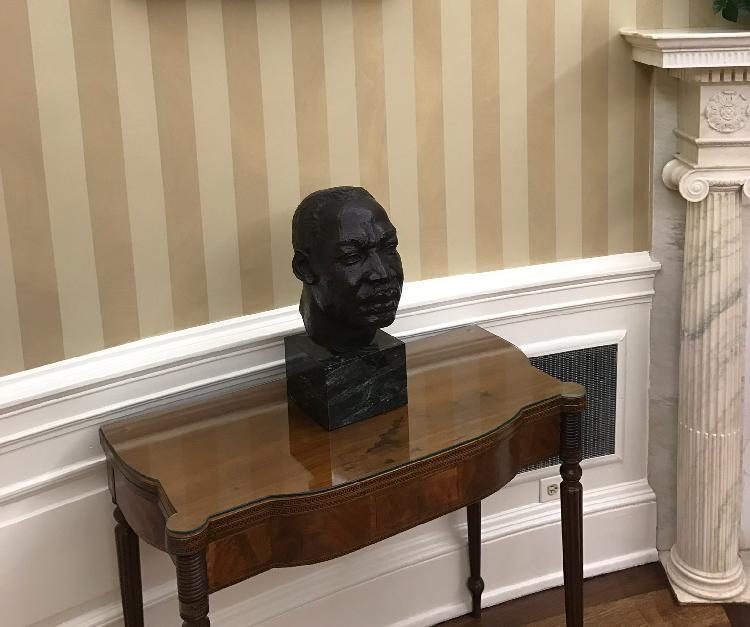 bust of civil rights icon Martin Luther King, Jr.