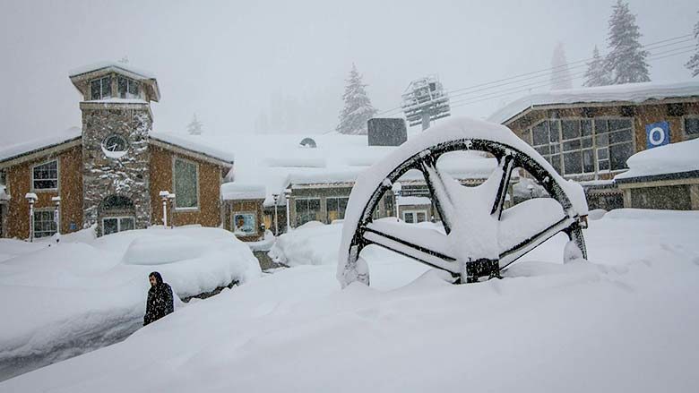 Click to enlarge Over the past 45 years, Squaw Valley Alpine Meadows' January snowfall has averaged 70 inches. With 212 inches in the first 20 days of 2017, Squaw Valley Alpine Meadows is already at 305% of the January average.