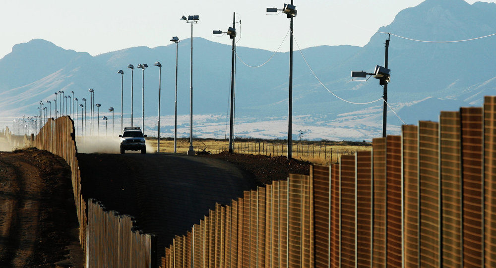 Click to enlarge mexico border wall
