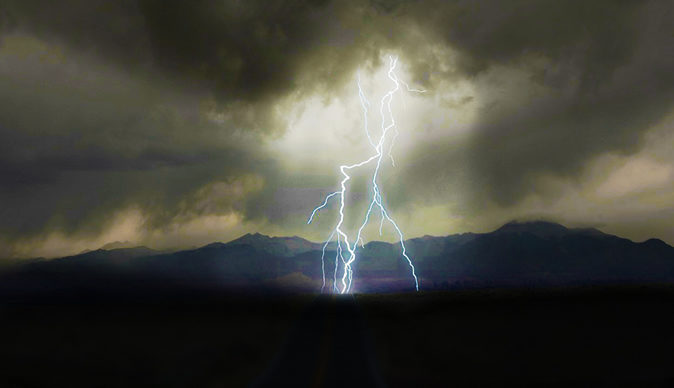 Click to enlarge lightning