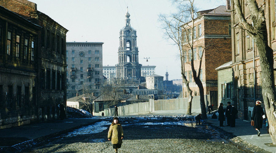 Click to enlarge Photograph from Martin Manhoff archive of Russia during Stalin