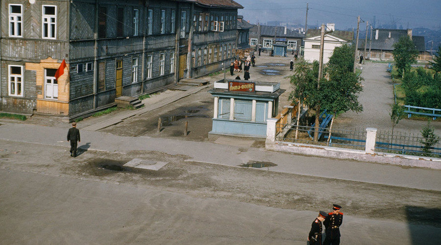 Photograph from Martin Manhoff archive of Russia during Stalin