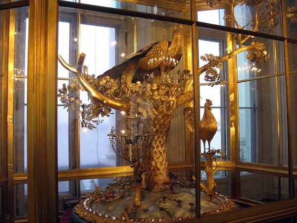 Click to enlarge Peacock clock