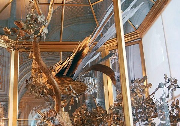 Click to enlarge Peacock clock