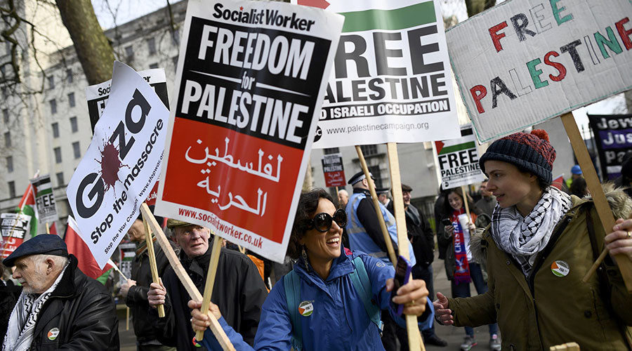 Demonstrators protest against Israel's Prime Minister Benjamin Netanyahu