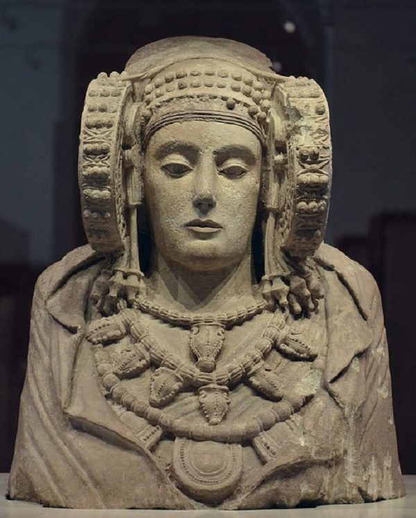 Statue 