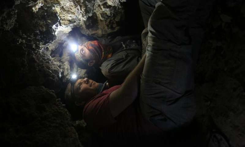 Dead Sea scroll cave
