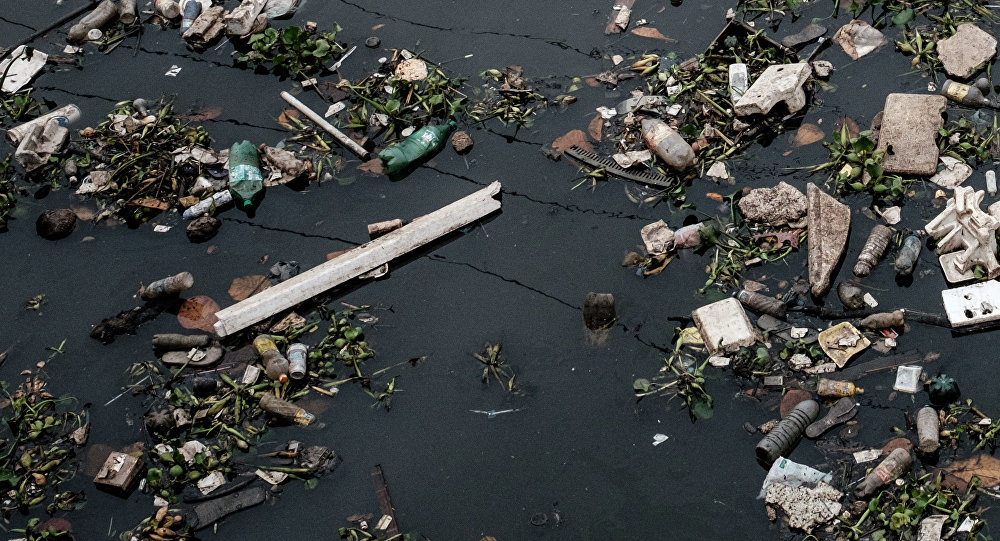 Click to enlarge water waste, ocean garbage