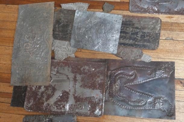 Click to enlarge metallic plates