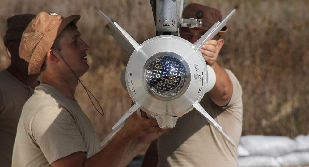 Russian soldiers attaching missile to jet