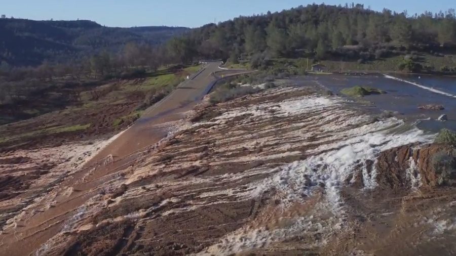  Oroville Dam