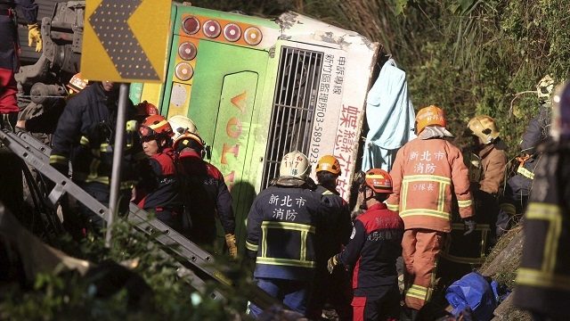 taiwan bus crash