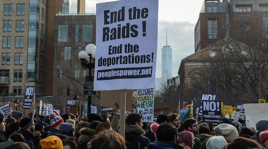 Click to enlarge us deportation protests DACA