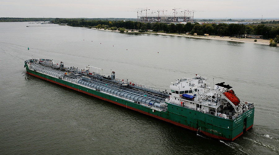 oil tanker