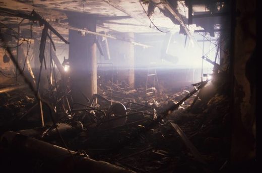 Click to enlarge bombing Amiriya Iraq war