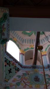 Click to enlarge Jewish synagogue in Iran
