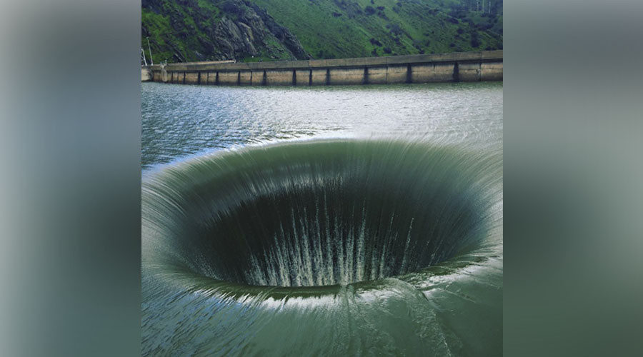 hole in lake