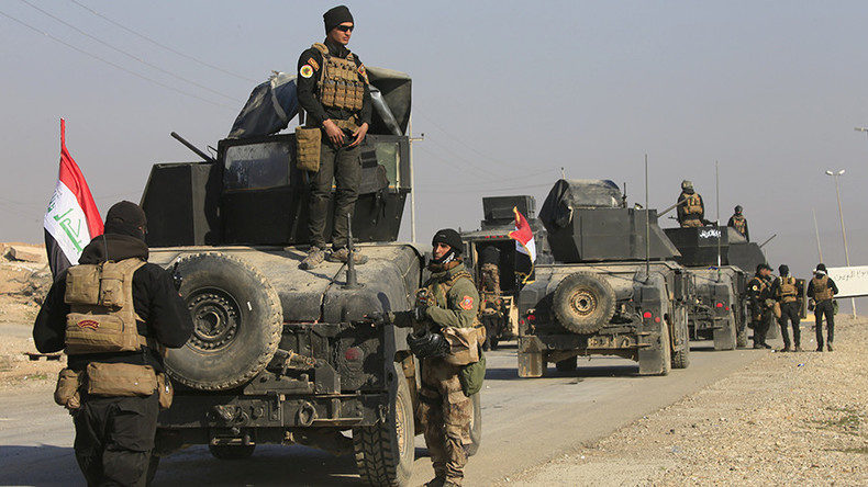CTS troops advance towards Ghozlani military complex, south of Mosul, Iraq