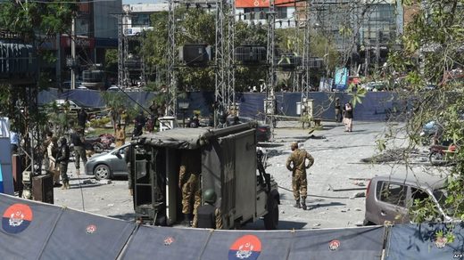 lahore pakistan bomb scene