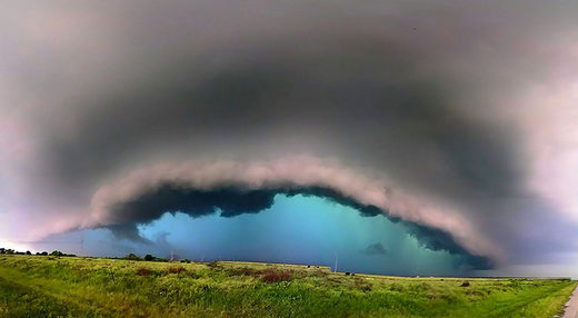 Click to enlarge Storm cloud