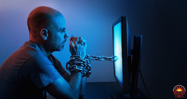 Click to enlarge chained to computer