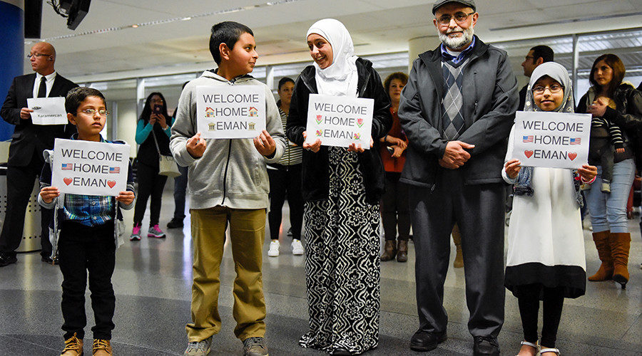 travel ban protesters