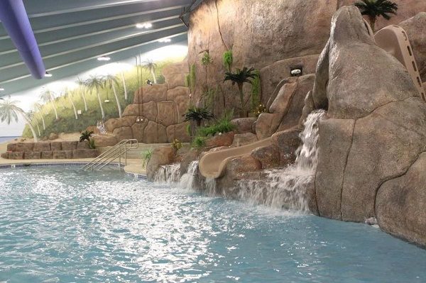 Click to enlarge Swimming pool