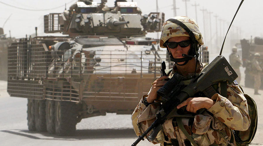 Australian soldier in Iraqi town of Samawa