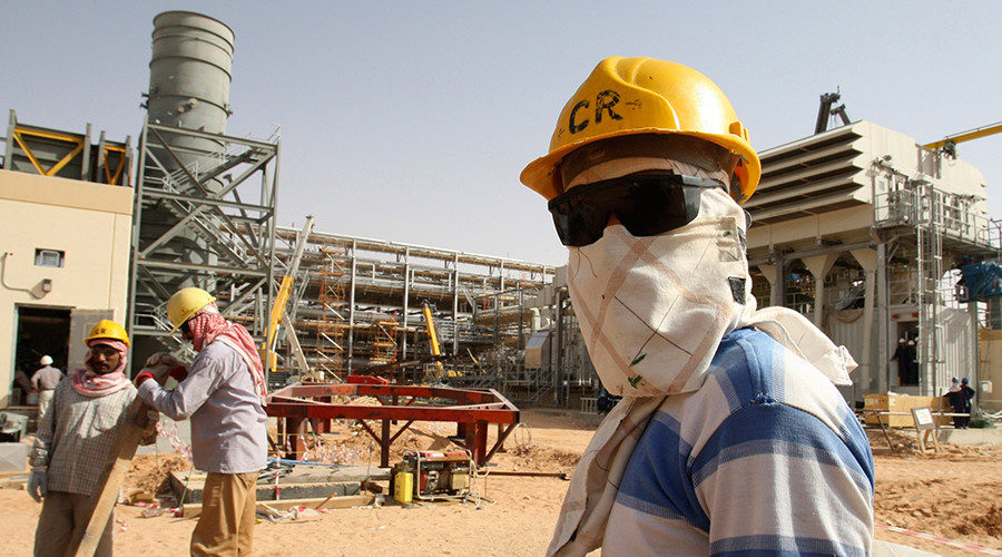 Khurais oil field Aramco Riyadh Saudi Arabia 