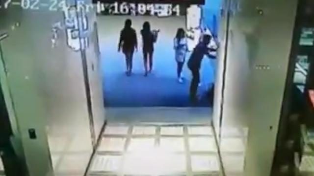 Singapore teen Snapchat accident