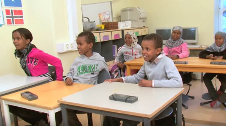 Refugee immigrant asylum center minors children kids