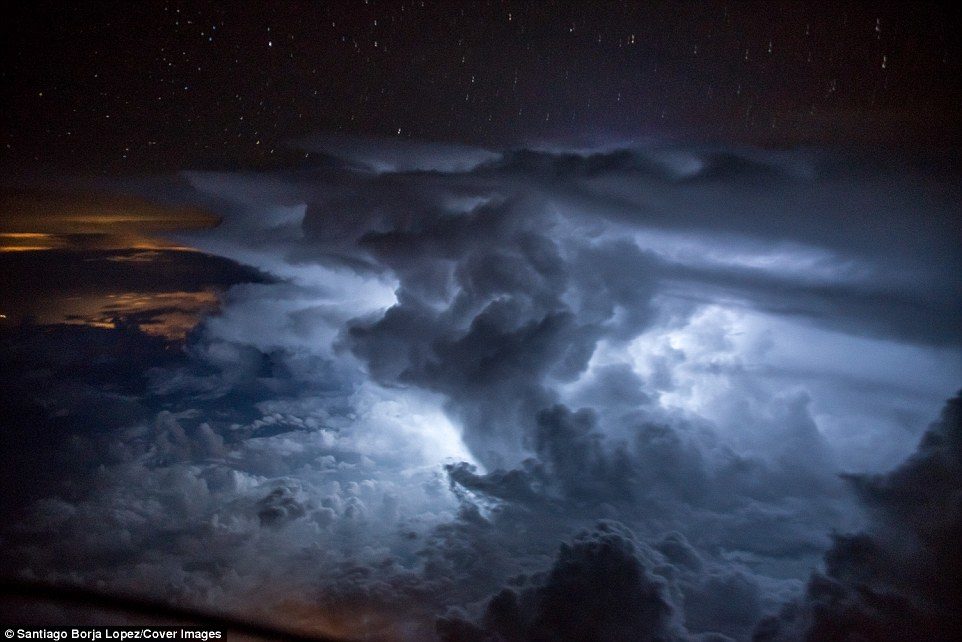 Click to enlarge Cumulonimbus clouds are menacing looking multi-level clouds, extending high into the sky in towers or plumes.