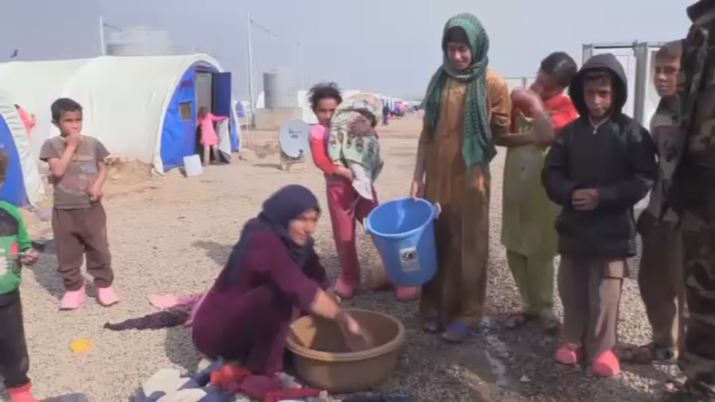Click to enlarge Mosul refugees