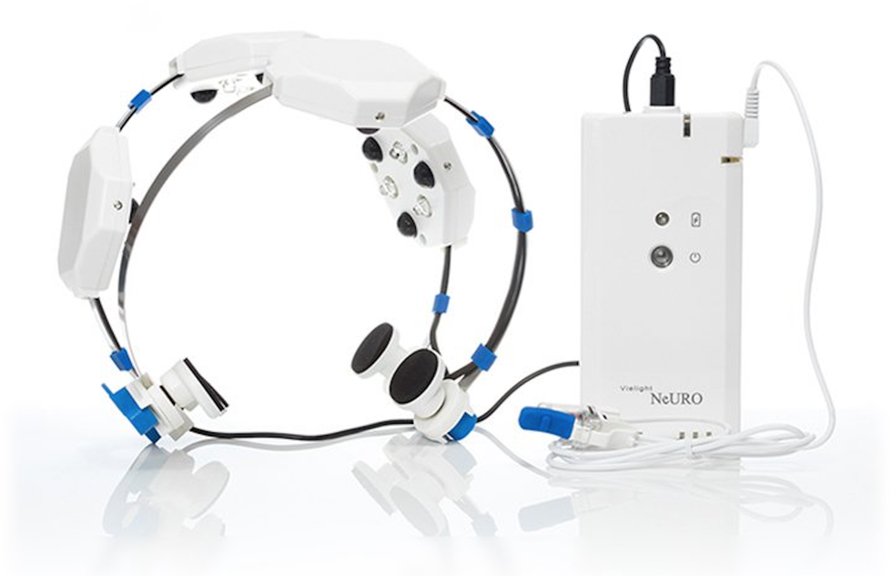 Click to enlarge VieLight Neuro device