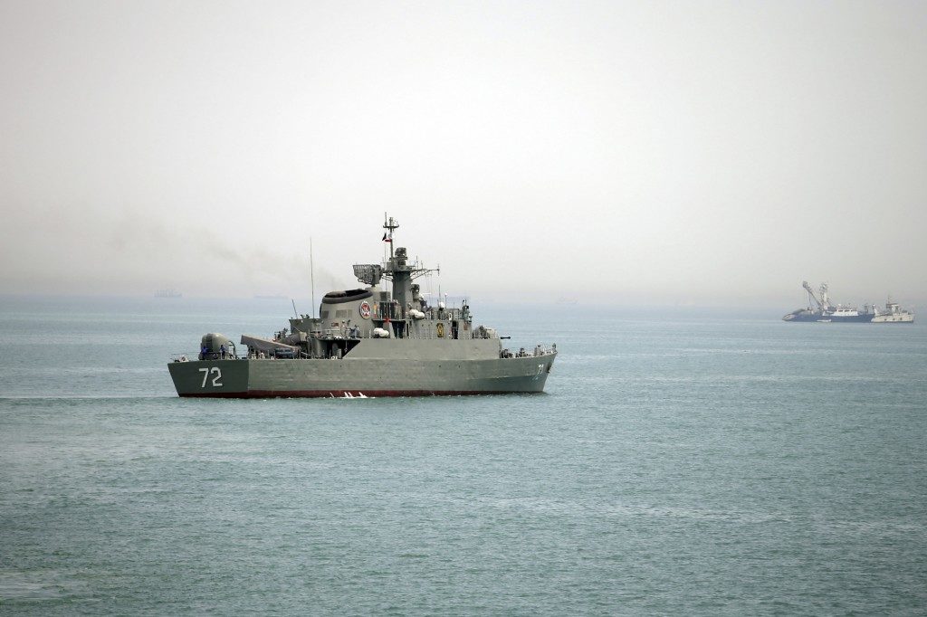 iranian warship strait of hormuz