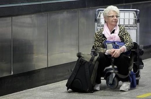 Click to enlarge Italian citizen at Flumicino airport