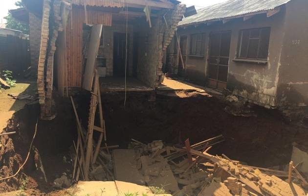 House fell into a sinkhole in Khutsong in the early hours of this morning. 