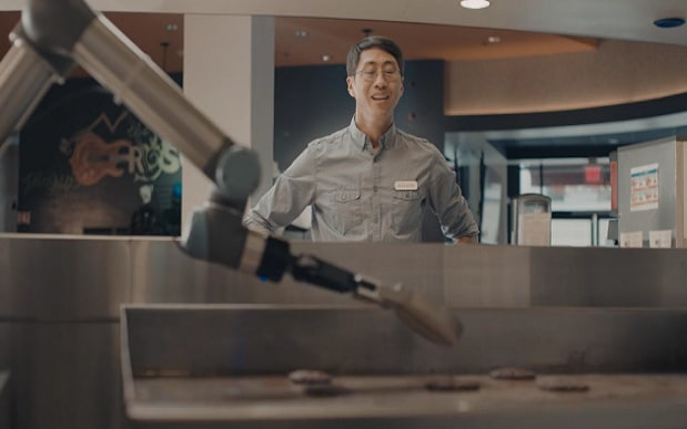 robots restaurants, burger-flipping robot