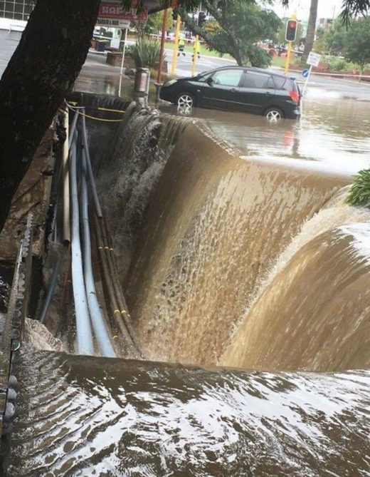 Click to enlarge Sinkhole opens in New Lynn, Auckland