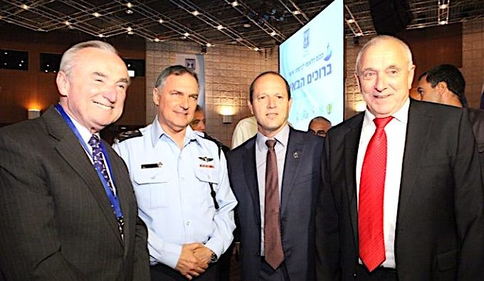 Bratton Israel