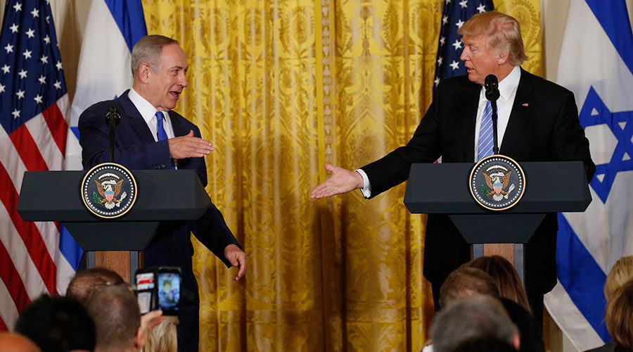 Click to enlarge U.S. President Donald Trump (R) greets Israeli Prime Minister Benjamin Netanyahu