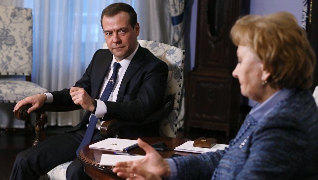 Dmitry Medvedev and Zinaida Greceanîi