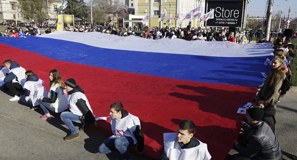 Click to enlarge Crimea Russian flag