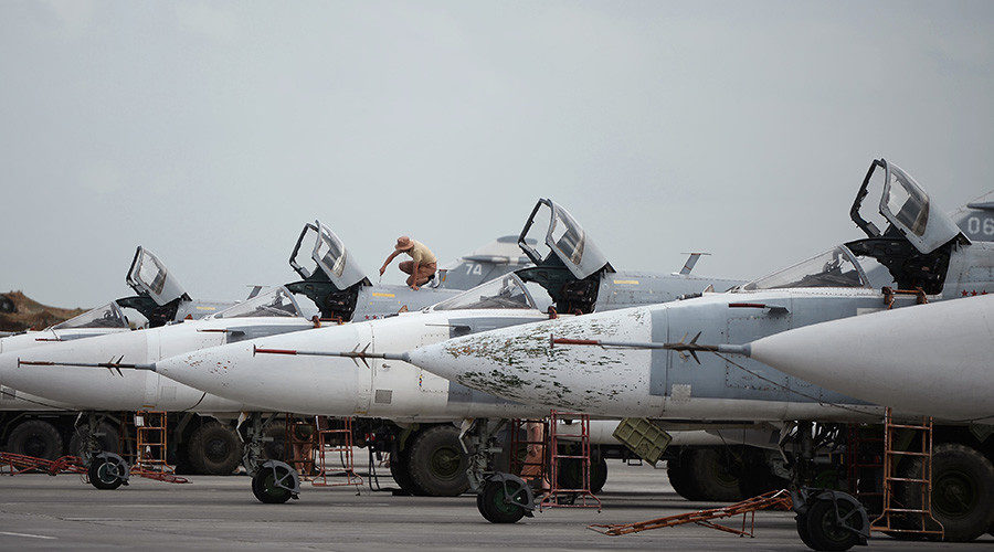 Russian Sukhoi Su-24 planes