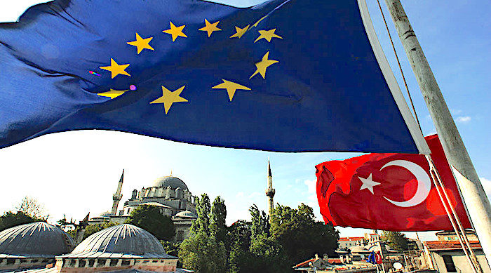 Turk/EU flags
